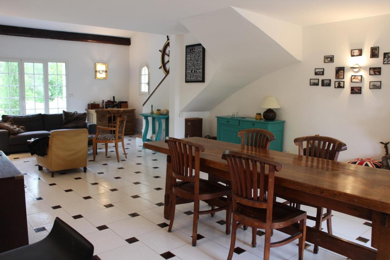 Le Chene Et L'Eau Bed and Breakfast Roquebrune-sur Argens Exteriör bild