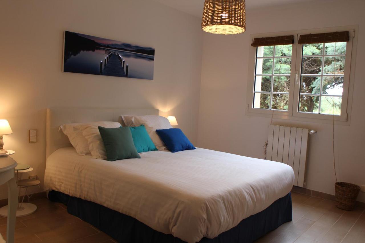 Le Chene Et L'Eau Bed and Breakfast Roquebrune-sur Argens Exteriör bild