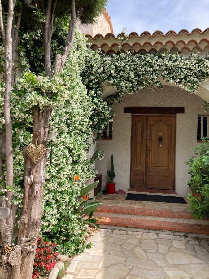 Le Chene Et L'Eau Bed and Breakfast Roquebrune-sur Argens Exteriör bild